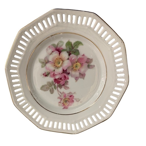 VINTAGE BAVARIA SCHUMANN small plates - pink floral 5-7/8"W 12 plates available - Picture 7 of 8